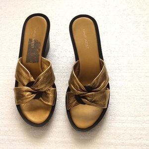 Women Nine West 8 medium Upper Casual Solid Leather Gold and Black Sanders